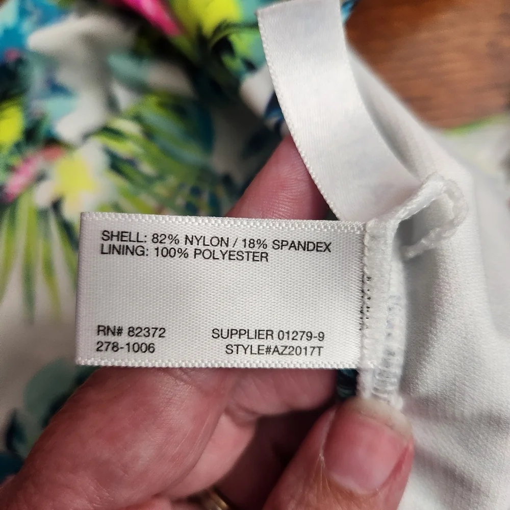 3/$25 Aizona jean Tankini swim top junior girls XXL hawaiian print cut out